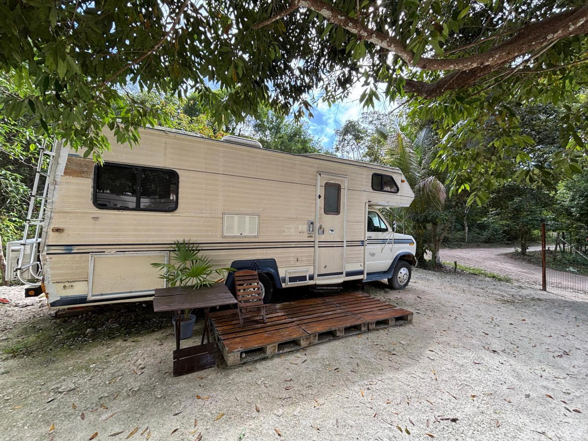 Momotoh Camper Hotel Xpujil Ngoại thất bức ảnh