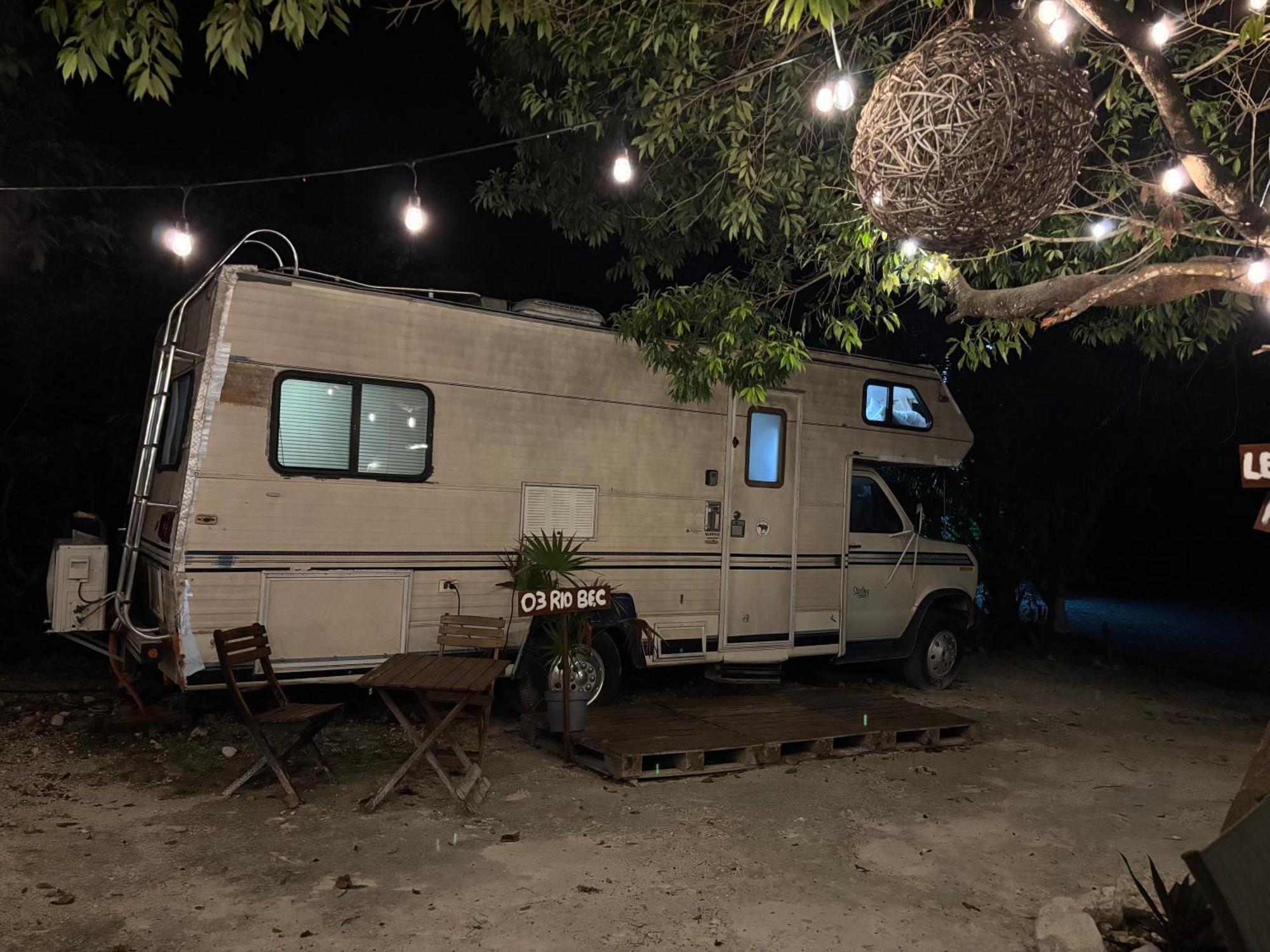 Momotoh Camper Hotel Xpujil Ngoại thất bức ảnh